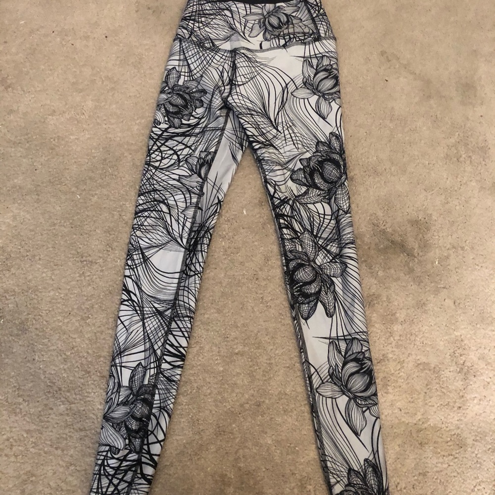 Beyond Yoga leggings